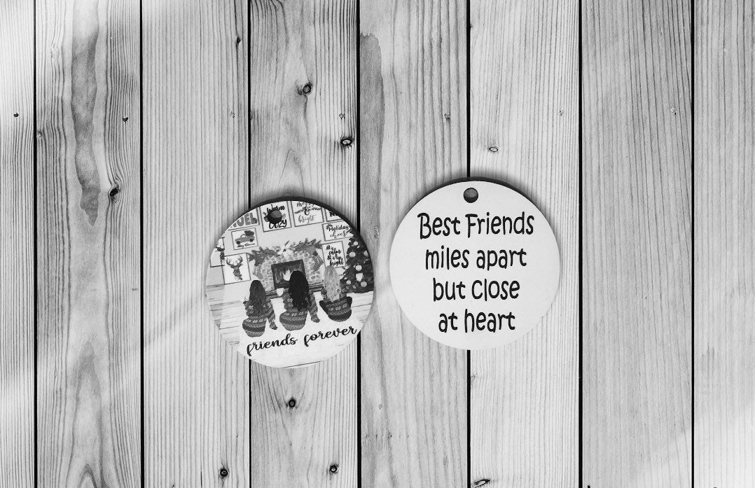 Best Friends Personalized Ornament - Liv's Boutique