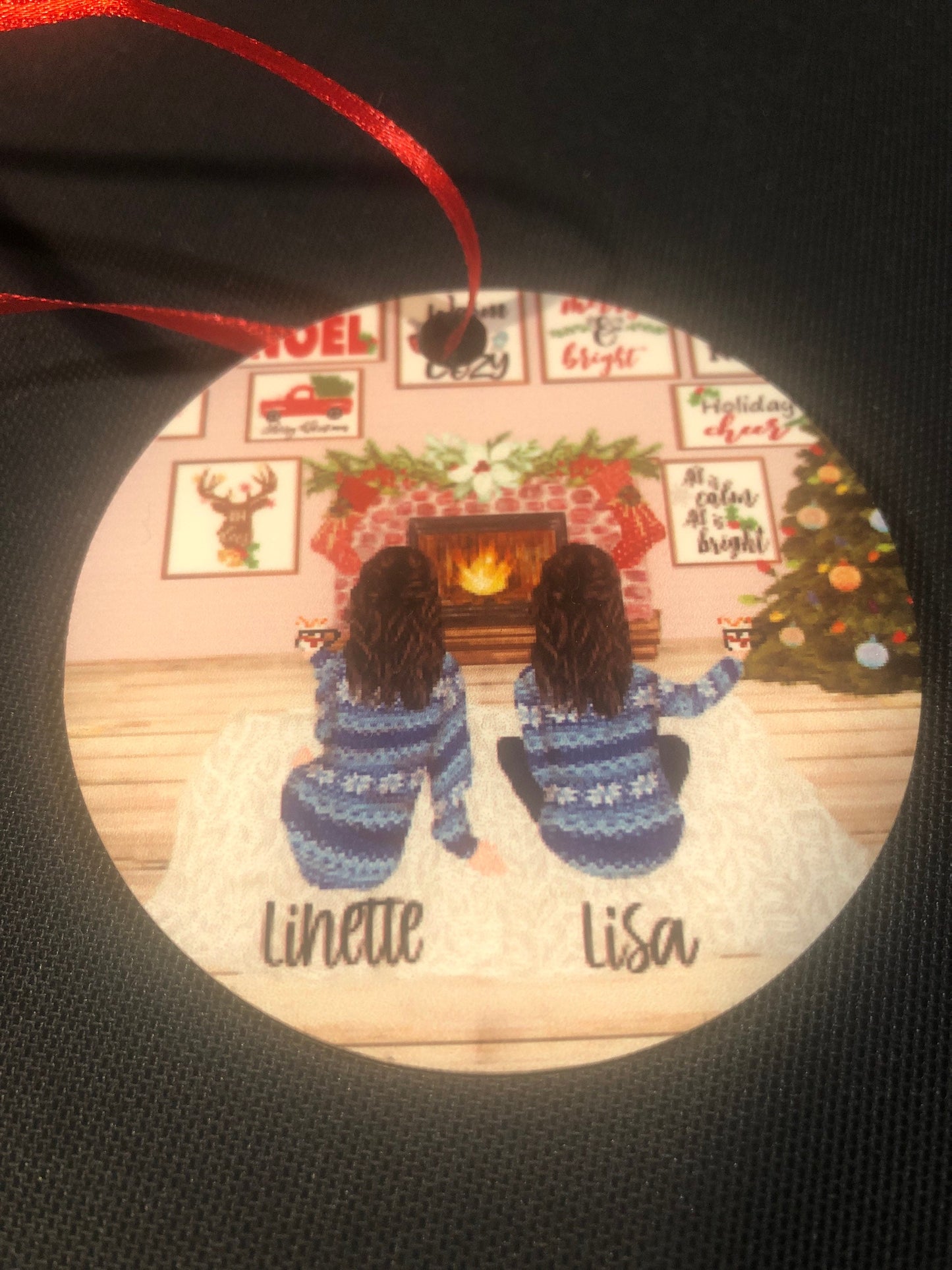 Best Friends Personalized Ornament - Liv's Boutique